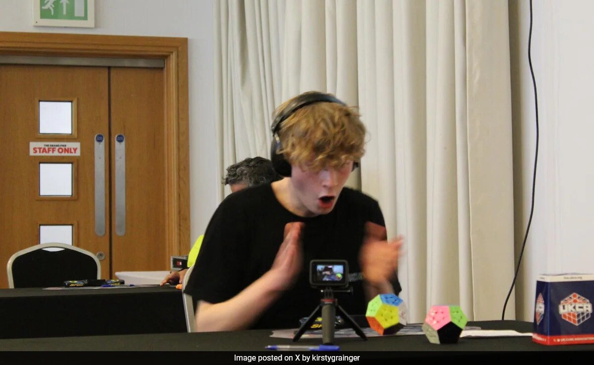 16-Year-Old Boy Becomes Megaminx European Record Holder After Solving Puzzle In 31.4 Seconds