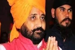 गोगामेड़ी हत्याकांड: अब एक्शन में NIA गैंगस्टर चरण के लिए बनाया ये प्लान! गोगामेड़ी हत्याकांड: अब एक्शन में NIA गैंगस्टर चरण के लिए बनाया ये प्लान!
