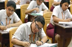 किताब खोलकर Board की परीक्षा देना कितना आसान है, समझिए किताब खोलकर Board की परीक्षा देना कितना आसान है, समझिए