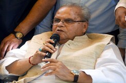 Probe Agency Searches 30 Premises Of Ex J&K Governor Satya Pal Malik In Corruption Case Probe Agency Searches 30 Premises Of Ex J&K Governor Satya Pal Malik In Corruption Case
