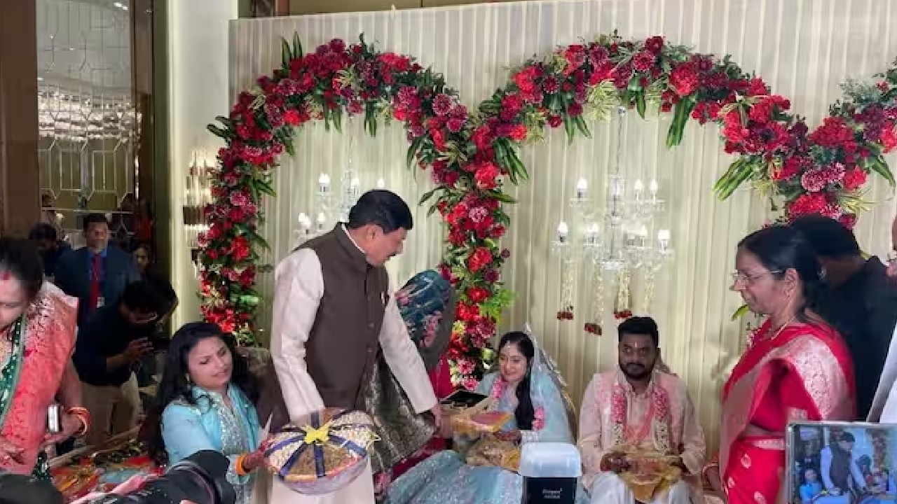 MP CM Mohan Yadav's son wedding:किसान की बेटी बनी सीएम मोहन की बहू, अजमेर में सम्पन्न हुई शादी