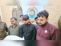 खुद को सरकारी बाबू बताकर लोगों को लगाते थे चूना, पुलिस ने शातिर ठगों के गिरोह का किया भंडाफोड़ 