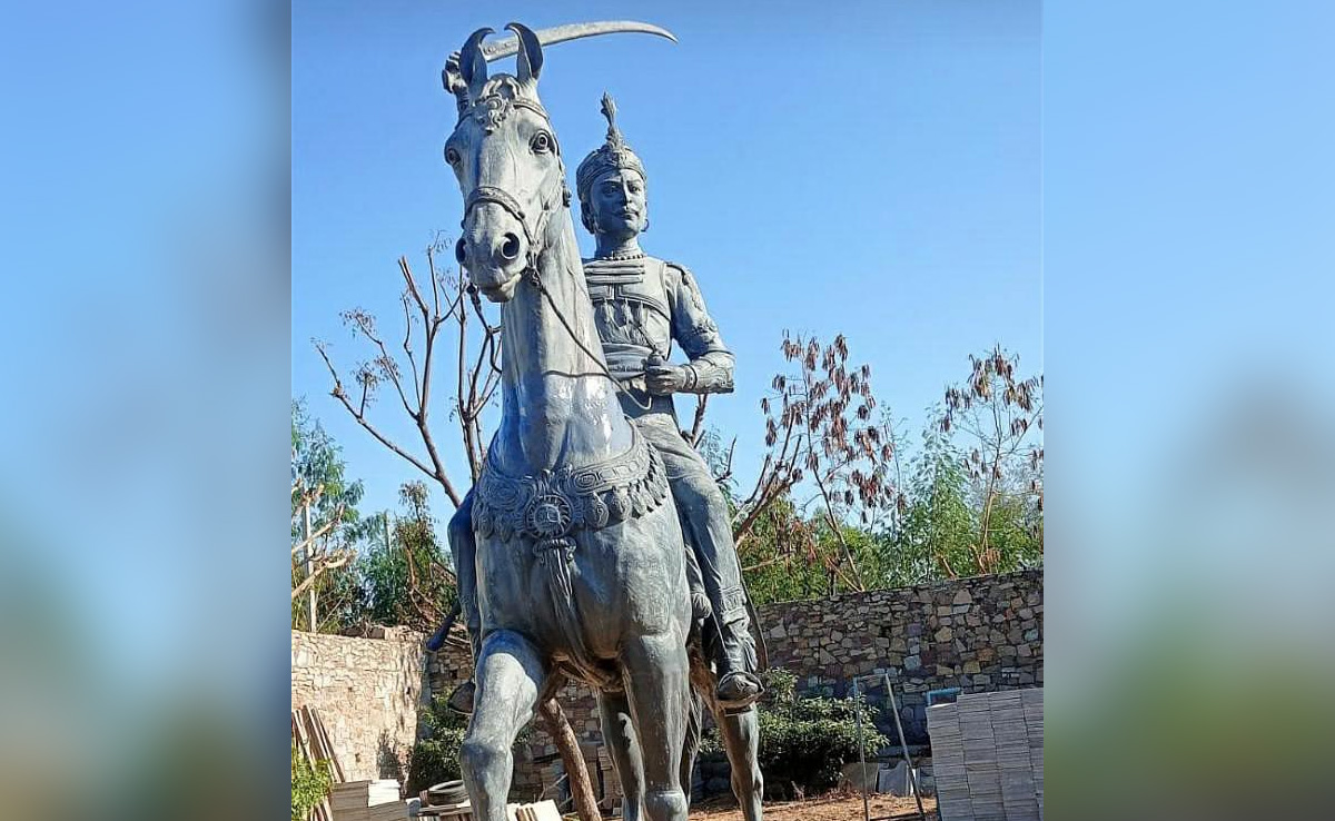 जालोर में पर लगेगी वीर वीरमदेव की 3 टन वज़नी मूर्ति, पहाड़ी पर सेना के हेलीकॉप्टर से लगाई जाएगी मूर्ति