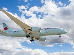Canada Student Takes A Flight To His College Twice A Week To Save Rent Canada Student Takes A Flight To His College Twice A Week To Save Rent