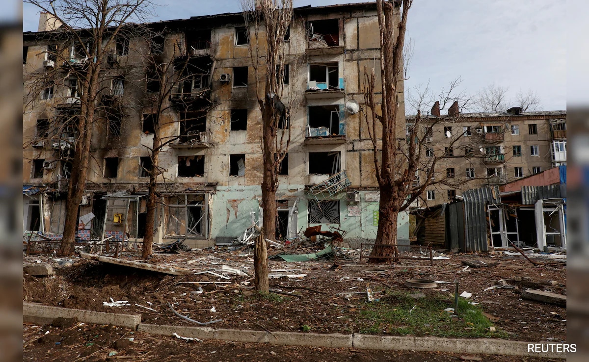 Ukraine Accuses Russia Of Executing Injured Prisoners, Opens Probe Into Shootings Ukraine Accuses Russia Of Executing Injured Prisoners, Opens Probe Into Shootings