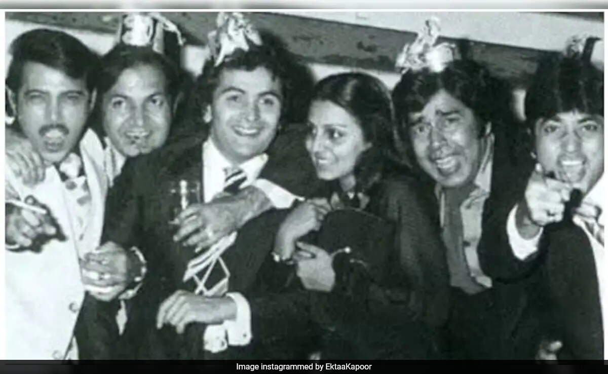 Prem Chopra Recalls His Bond With Rishi Kapoor:  "We Used To Discuss Girls"