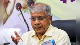 'सगेसोयरे' अध्यादेश रद्द करावा, मराठा आरक्षणावर 'वंचित' ची मोठी मागणी