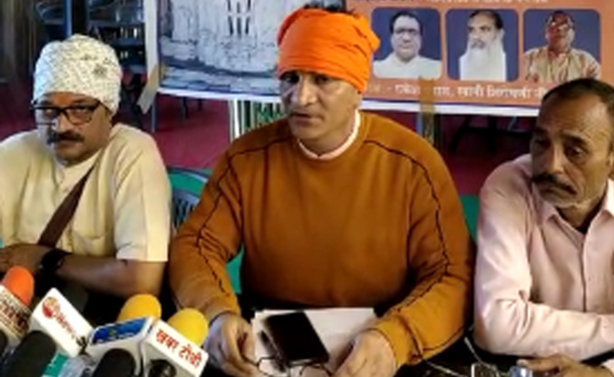 Khajuraho Temple: मंदिर के जीर्णोद्धार और पूजा की फिर उठी मांग, सुनवाई नहीं होने पर शीश अर्पण की चेतावनी