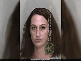 US Woman Steals Police Car, Dies In Wrong-Way Crash Killing 2 Others US Woman Steals Police Car, Dies In Wrong-Way Crash Killing 2 Others