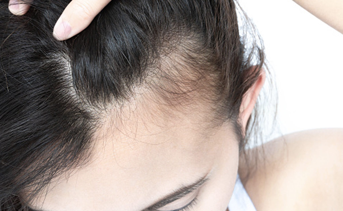 किसी भी उम्र में लंबे हो सकते हैं बाल, जानिए 40 की उम्र में किन आसान नुस्खों से होने लगती है Hair Growth 