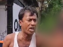 कैमरे में कैद : बीवी का कटा सिर हाथ में लेकर घूमता रहा शख्स, गिरफ़्तार कैमरे में कैद : बीवी का कटा सिर हाथ में लेकर घूमता रहा शख्स, गिरफ़्तार