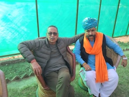 Jat Reservation Row: नेम सिंह फौजदार को साफा पहना कर बोले पूर्व कैबिनेट मंत्री विश्वेंद्र सिंह- 'जाट समाज में एकजुट, कोई दो-फाड़ नहीं'