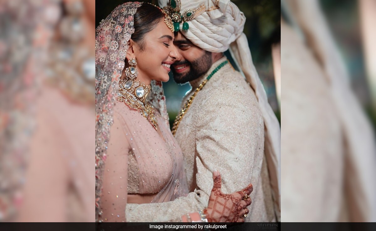 New Pics From Rakul Preet Singh And Jackky Bhagnani's "Fairytale" Wedding In Goa