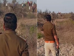 Mandsaur: सीतामऊ टीआई ने चोरों को ललकारा, राजस्थान की सीमा में भाग खड़े हुए कंजर, वीडियो वायरल Mandsaur: सीतामऊ टीआई ने चोरों को ललकारा, राजस्थान की सीमा में भाग खड़े हुए कंजर, वीडियो वायरल