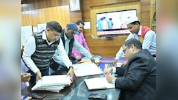 Gariyaband: बडे़-झाड़ की शासकीय भूमि की खरीद-ब्रिकी, कलेक्टर ने&nbsp;पटवारी सहित 3 अन्य के खिलाफ कार्रवाई के दिए आदेश
