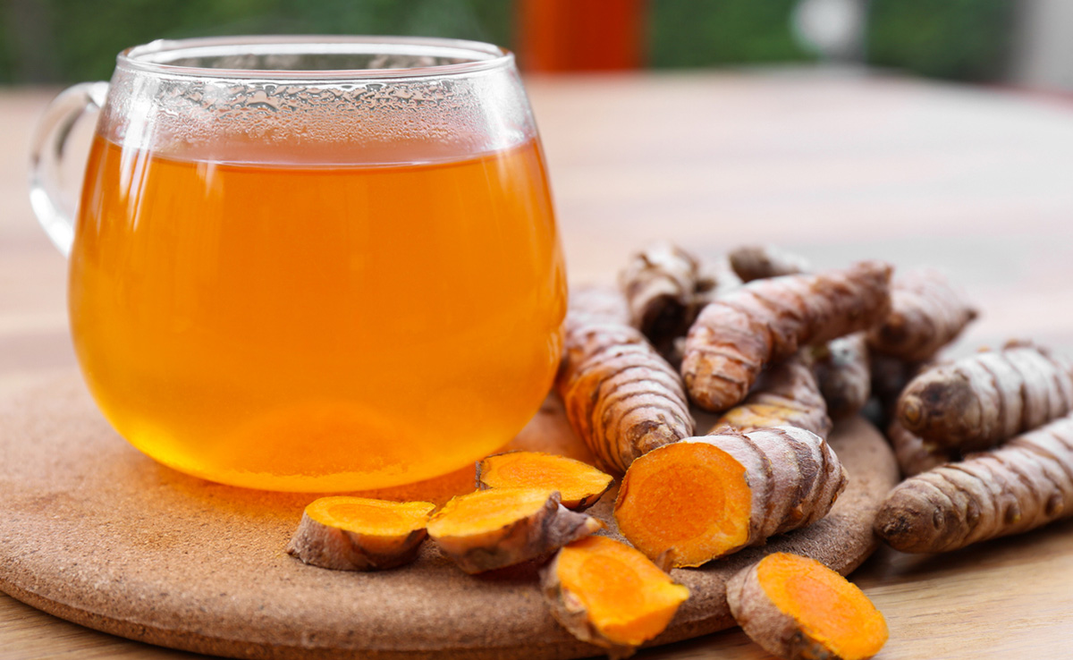 For individuals with diabetes or pre-diabetes, raw turmeric can help regulate blood sugar levels