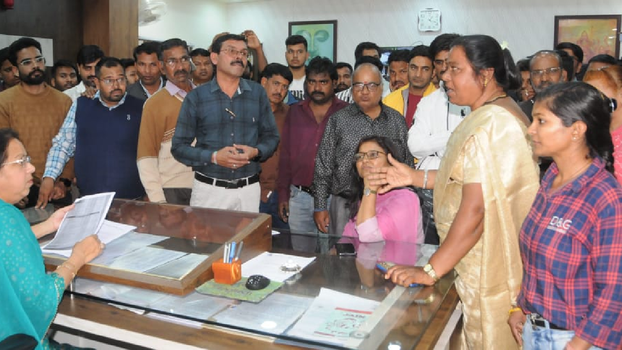 Ajmer Municipal Corporation: साड़ी, लिपस्टिक पर टोका-टाकी ने ली महिला की जान!