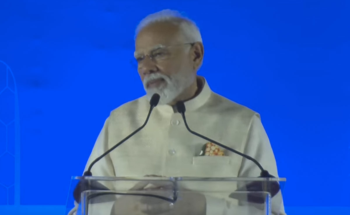 Highlights: "The Way He Takes Care...": PM's Big Praise For UAE President In 'Ahlan Modi' Event