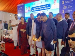 दिल्ली-जयपुर के बीच चलेगी इलेक्ट्रिक बस, गडकरी बोले - दो घंटे में पूरा होगा सफर, किराया 30 फीसदी कम  दिल्ली-जयपुर के बीच चलेगी इलेक्ट्रिक बस, गडकरी बोले - दो घंटे में पूरा होगा सफर, किराया 30 फीसदी कम