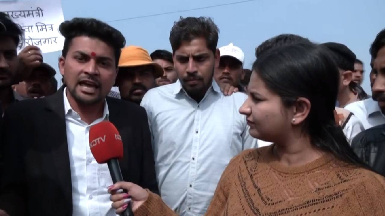 भोपाल में जनसेवा मित्रों ने खोला मोर्चा सरकार को दी 3 दिन की मोहलत