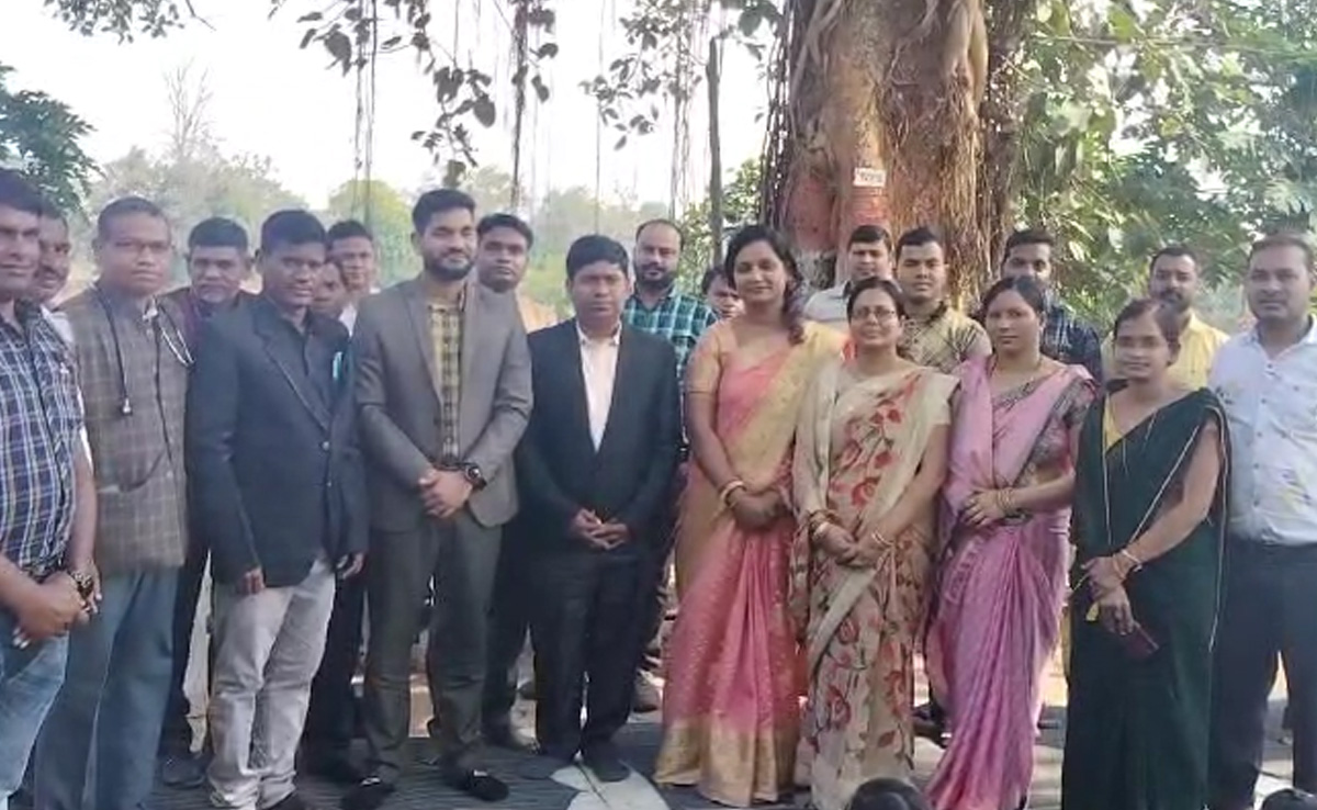 लामीखार का सरकारी स्कूल नहीं है किसी भी मॉडर्न स्कूल से कम, दूर-दूर से आते हैं बच्चे पढ़ने...