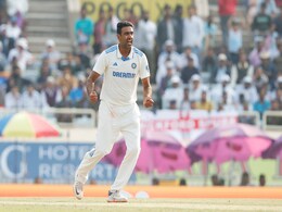 Ind vs Eng: अपने 100वें टेस्ट में अश्विन की नजर इस बड़े कारनामे पर, कुंबले का ये रिकॉर्ड तोड़ मचाएंगे खलबली Ind vs Eng: अपने 100वें टेस्ट में अश्विन की नजर इस बड़े कारनामे पर, कुंबले का ये रिकॉर्ड तोड़ मचाएंगे खलबली