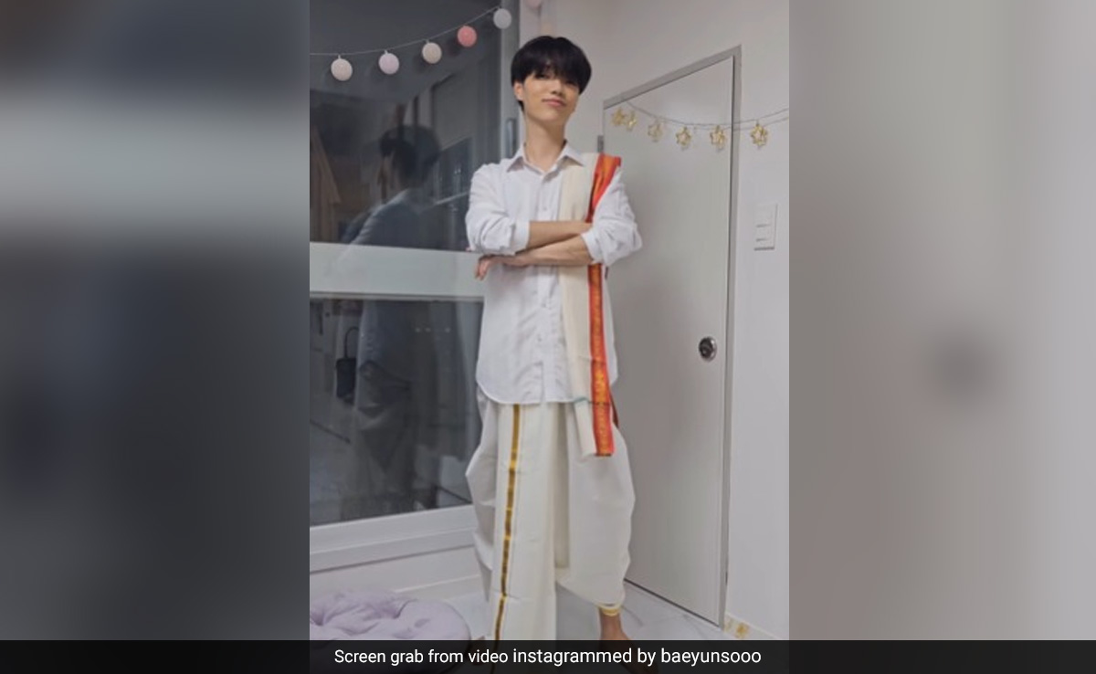 "You're An Indian Now": South Korean Man Wears Dhoti In Viral Video, Internet Is Impressed