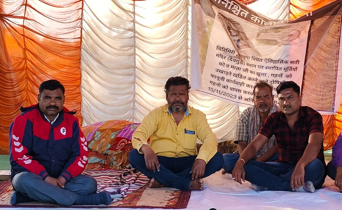 Chhattisgarh: मूर्तियां को हटाने पर SECL अफसरों की मुश्किलें बढ़ीं, हाई कोर्ट में देना होगा इसका जवाब