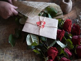 वैलेंटाइन वीक में ई-कॉमर्स कंपनियों की लगी लॉटरी, 7 फरवरी से गुलाब और चॉकलेट की बिक्री ने तोड़े सारे रिकॉर्ड वैलेंटाइन वीक में ई-कॉमर्स कंपनियों की लगी लॉटरी, 7 फरवरी से गुलाब और चॉकलेट की बिक्री ने तोड़े सारे रिकॉर्ड