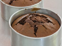 No More Cake Cracks! 5 Genius Tips To Make Your Cakes Look Picture Perfect No More Cake Cracks! 5 Genius Tips To Make Your Cakes Look Picture Perfect