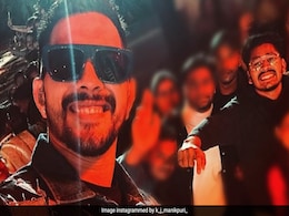 खुली आदित्य नारायण के गुस्से की पोल, पहले माइक से मारा फिर फेंक दिया फोन...स्टूडेंट ने सुनाई आपबीती खुली आदित्य नारायण के गुस्से की पोल, पहले माइक से मारा फिर फेंक दिया फोन...स्टूडेंट ने सुनाई आपबीती