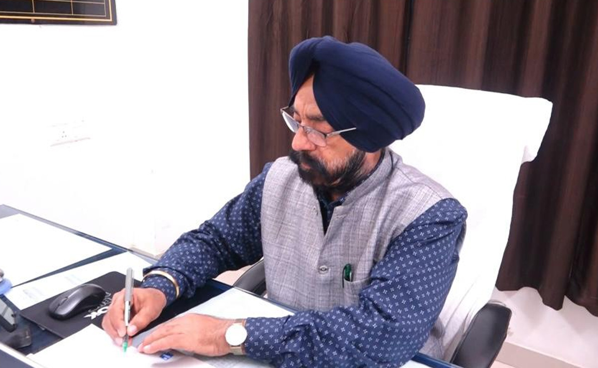 एमपी के प्रोफेसर रविन्द्र को मिला पाक के कब्जे वाले कश्मीर का मूल निवास प्रमाण पत्र, जानिए- फिर भी क्यों खुश है परिवार