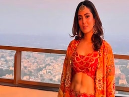 Mira Rajput Serves <i>Desi</i> Energy With Modern Glam In A Beautiful Red <i>Lehenga</i> Mira Rajput Serves <i>Desi</i> Energy With Modern Glam In A Beautiful Red <i>Lehenga</i>