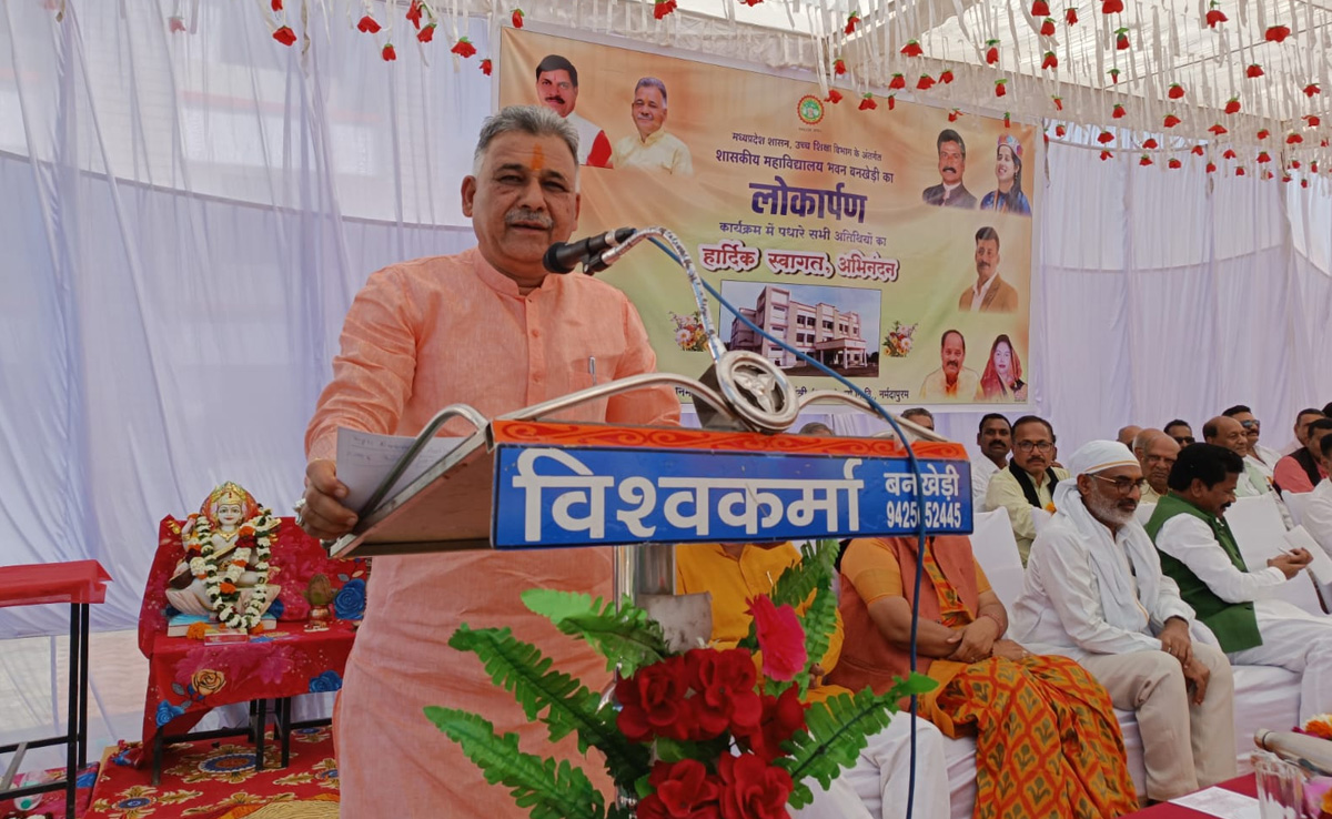 '70 साल तक देश में पढ़ाया गया गलत इतिहास, हम सुधारेंगे', बोले MP के उच्च शिक्षा मंत्री