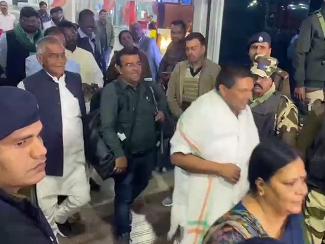 Jharkhand MLAs Back To Ranchi From Hyderabad Ahead Of Crucial Floor Test