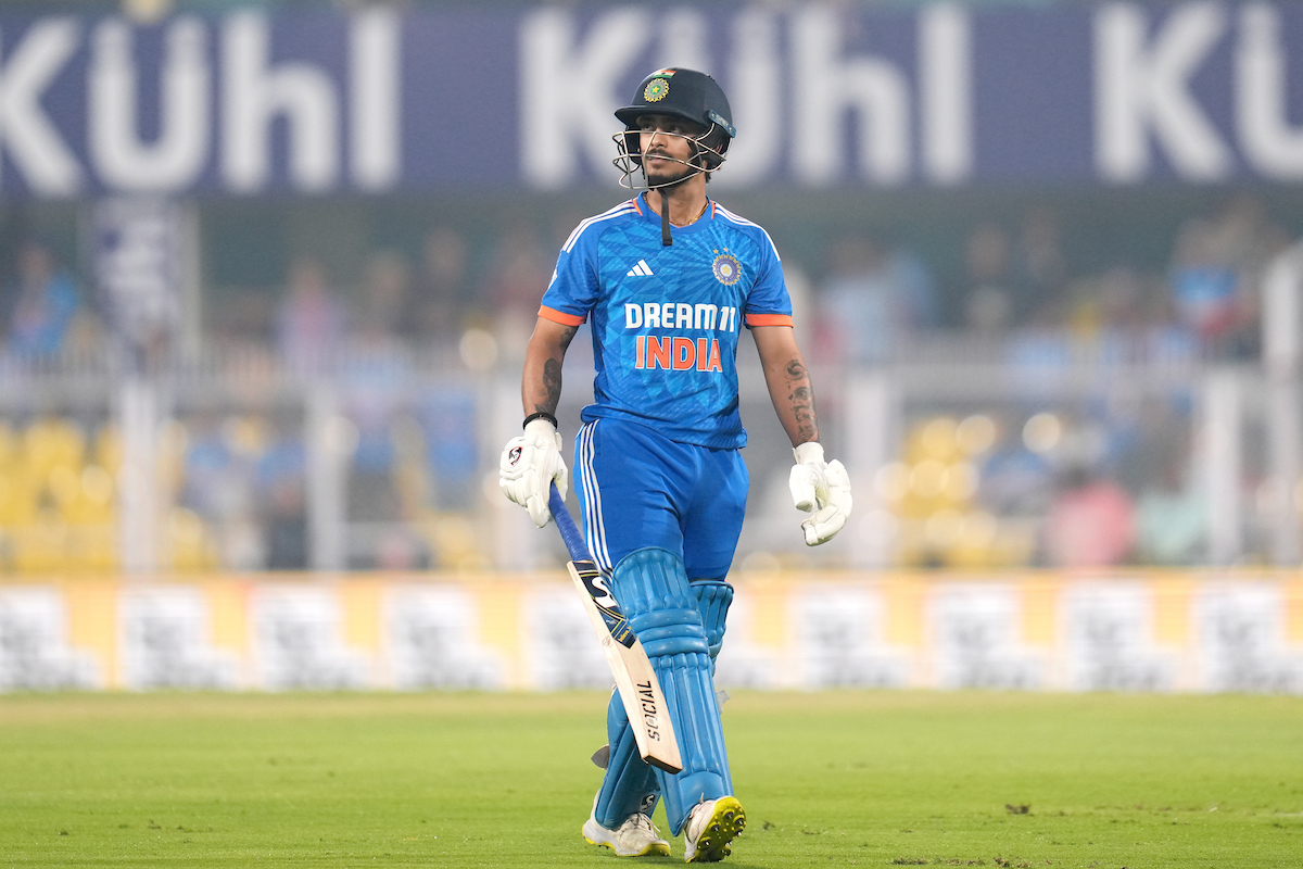 IND vs ENG: इंग्लैंड के खिलाफ सीरीज के दौरान ईशान किशन से किया गया था संपर्क, विकेटकीपर ने दिया था यह जवाब- रिपोर्ट