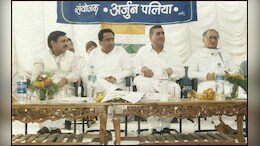 लोकसभा चुनाव से पहले बढ़ीं कांग्रेस की मुश्किलें, MP में कमलनाथ गुट से लगी इस्तीफों की झड़ी