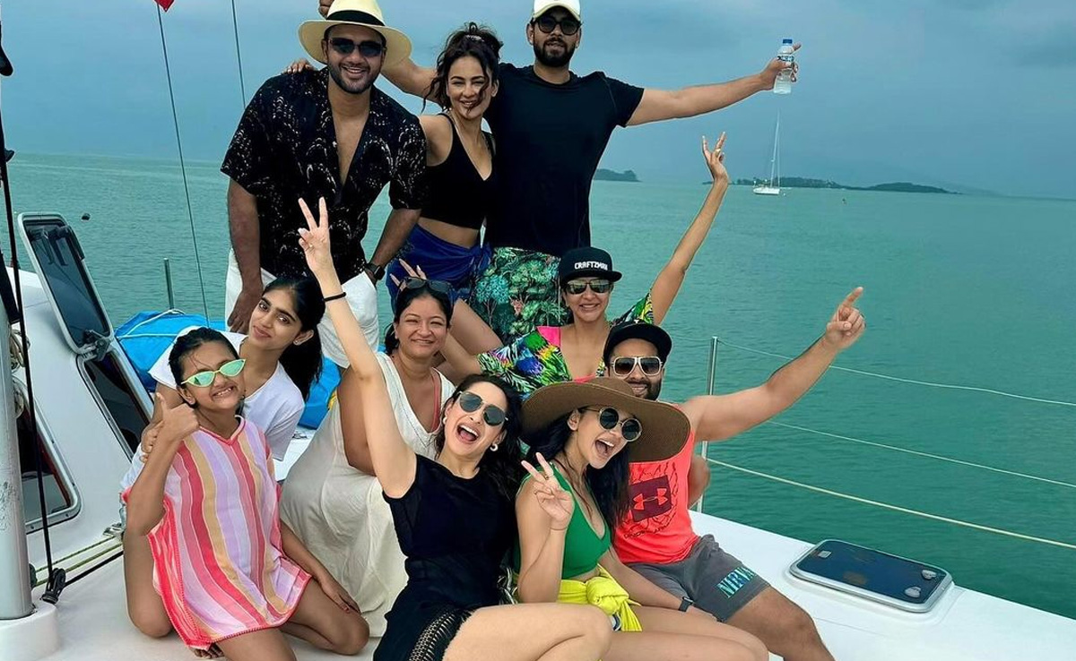 शादी से पहले थाईलैंड में बैचलर पार्टी इंजॉय कर रही हैं रकुलप्रीत सिंह, सामने आई ये फोटोज