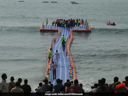 क्या एक ही दिन में टूट गया वाइजैग का फ्लोटिंग ब्रिज? आंध्र प्रदेश सरकार ने दिया जवाब क्या एक ही दिन में टूट गया वाइजैग का फ्लोटिंग ब्रिज? आंध्र प्रदेश सरकार ने दिया जवाब