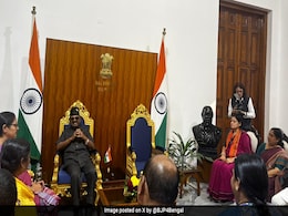 संदेशखालि जाने से रोका गया, भाजपा की केंद्रीय टीम ने राज्यपाल से मुलाकात की संदेशखालि जाने से रोका गया, भाजपा की केंद्रीय टीम ने राज्यपाल से मुलाकात की
