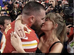 Watch: Taylor Swift Celebrates Chiefs' Super Bowl Triumph With Boyfriend Travis Kelce Watch: Taylor Swift Celebrates Chiefs' Super Bowl Triumph With Boyfriend Travis Kelce