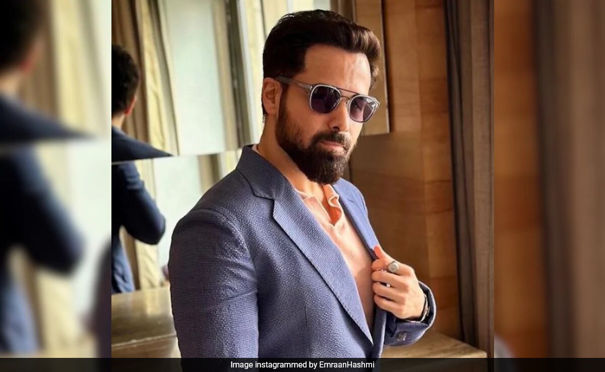 Emraan Hashmi On Calling Aishwarya Rai Bachchan "Plastic": "Had To Bear The Brunt"