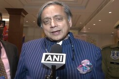 One Should Not Vote Keeping Ram Temple In Mind: Shashi Tharoor One Should Not Vote Keeping Ram Temple In Mind: Shashi Tharoor