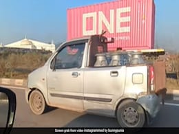 जुगाड़ के चक्कर में Wagon R का कर दिया ऐसा हाल, कंपनी वाले भी रह जाएंगे हैरान, यूजर्स बोले- आ गई Hilux की छोटी बहन जुगाड़ के चक्कर में Wagon R का कर दिया ऐसा हाल, कंपनी वाले भी रह जाएंगे हैरान, यूजर्स बोले- आ गई Hilux की छोटी बहन