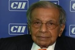 अर्थशास्त्री एनके सिंह ने अंतरिम बजट में टैक्स कम नहीं करने के कारण बताए अर्थशास्त्री एनके सिंह ने अंतरिम बजट में टैक्स कम नहीं करने के कारण बताए