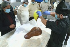 Valentine's Day Special: Women Entrepreneur Makes Dark Chocolates Valentine's Day Special: Women Entrepreneur Makes Dark Chocolates