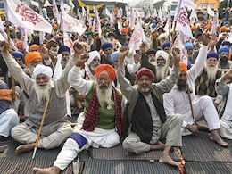 Farmers Protest: तीन दौर बेनतीजा, लेकिन केंद्र संग जारी रहेगी बातचीत, किसानों का 'भारत बंद' आज Farmers Protest: तीन दौर बेनतीजा, लेकिन केंद्र संग जारी रहेगी बातचीत, किसानों का 'भारत बंद' आज