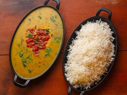 स्वाद ही नहीं सेहत के लिए भी बेस्ट है Daal-Chawal, फायदे जानकर रह जाएंगे हैरान स्वाद ही नहीं सेहत के लिए भी बेस्ट है Daal-Chawal, फायदे जानकर रह जाएंगे हैरान