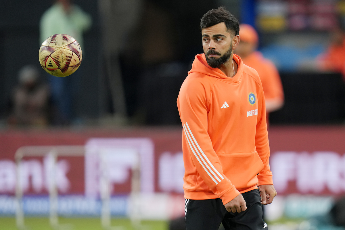 IND vs ENG: फैन्स को झटका, बाकी तीन टेस्ट मैचों से भी बाहर हुए विराट कोहली- Report