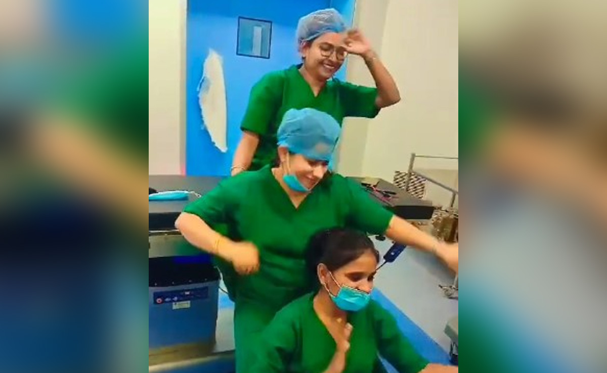 ऐसे सुधरेंगी स्वास्थ्य व्यवस्थाएं! इलाज छोड़ ऑपरेशन थिएटर में रील बना रही नर्स, वीडियो वायरल